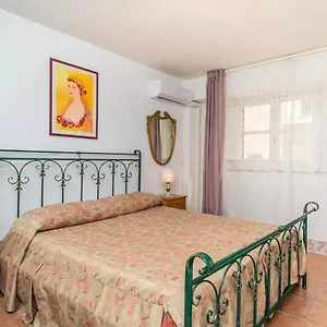 House Stephanotus Catania