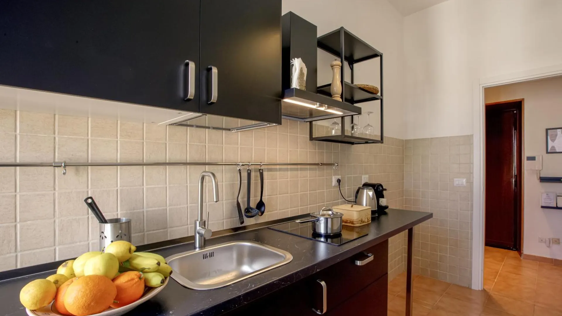 Apartment Magikrooms Colonna Rome Italy